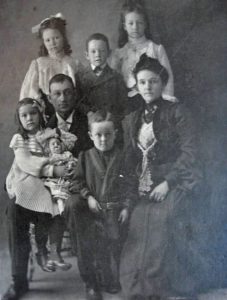 O'Keefe, Gus and family, courtesy Joseph O'Keefe